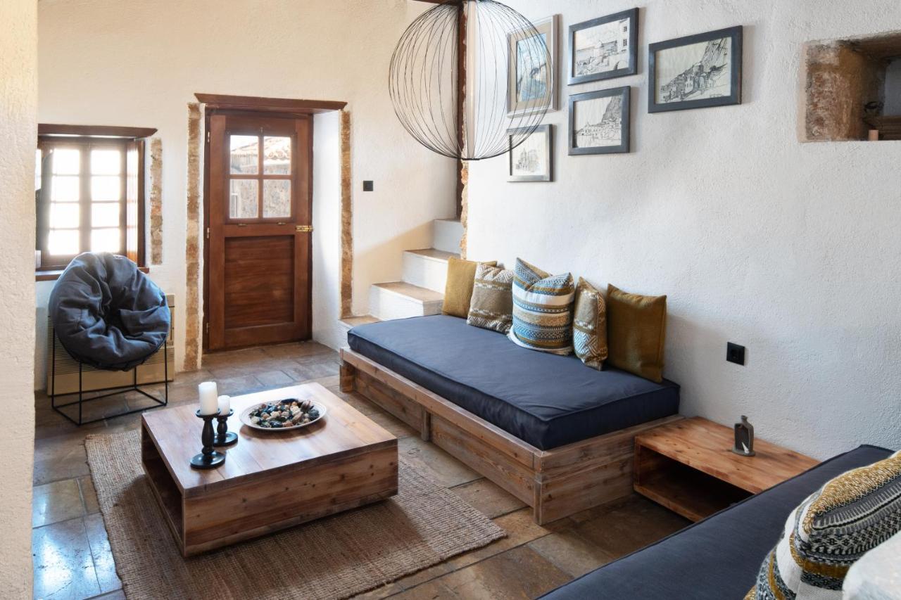 Menexes Suites Monemvasia Bagian luar foto