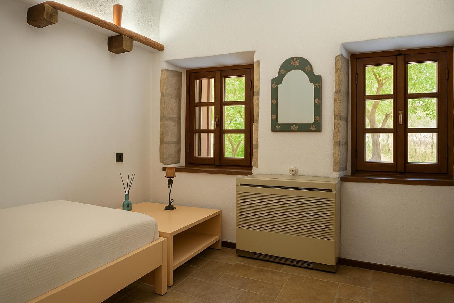 Menexes Suites Monemvasia Bagian luar foto